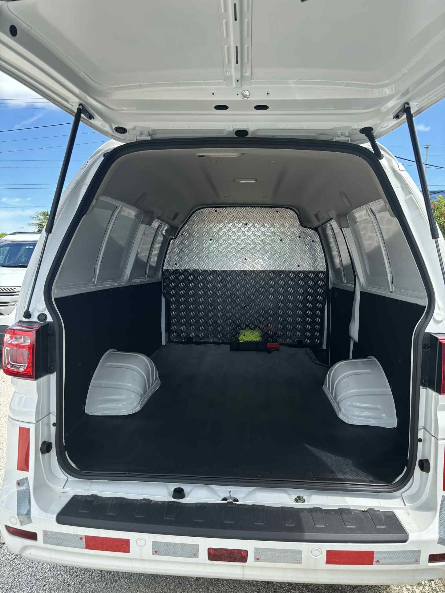 FORTHING M5 Cargo Van Gas