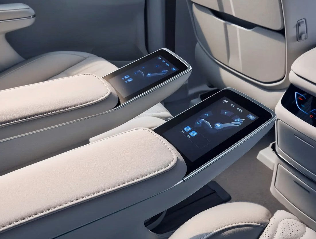 Dongfeng V9 PHEV Mini Van