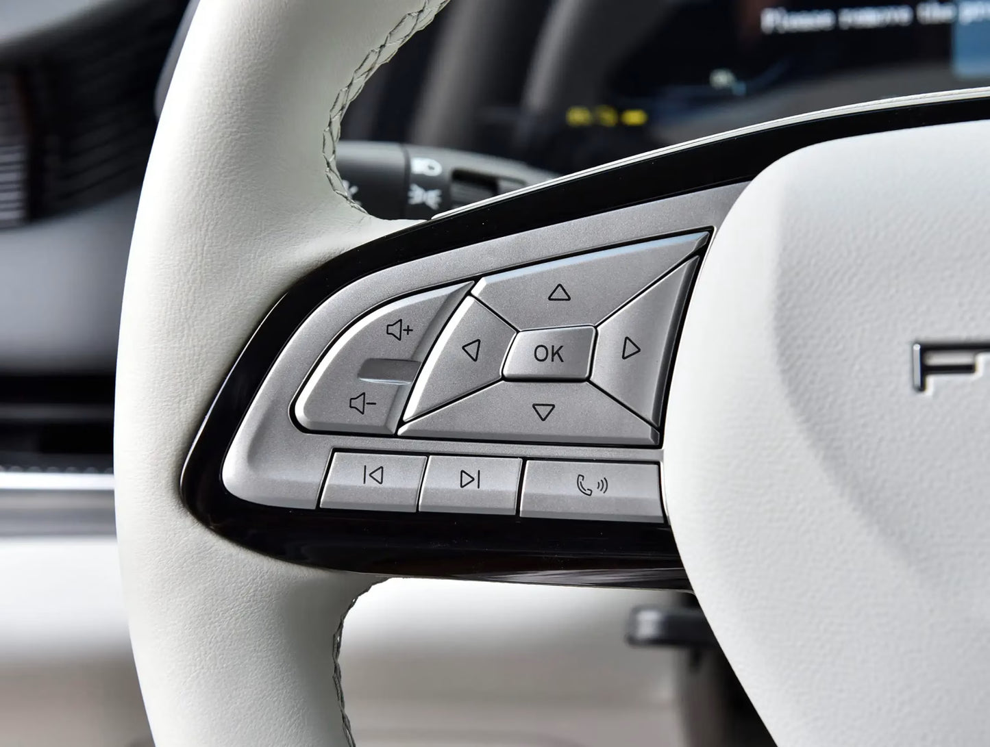 Dongfeng V9 PHEV Mini Van